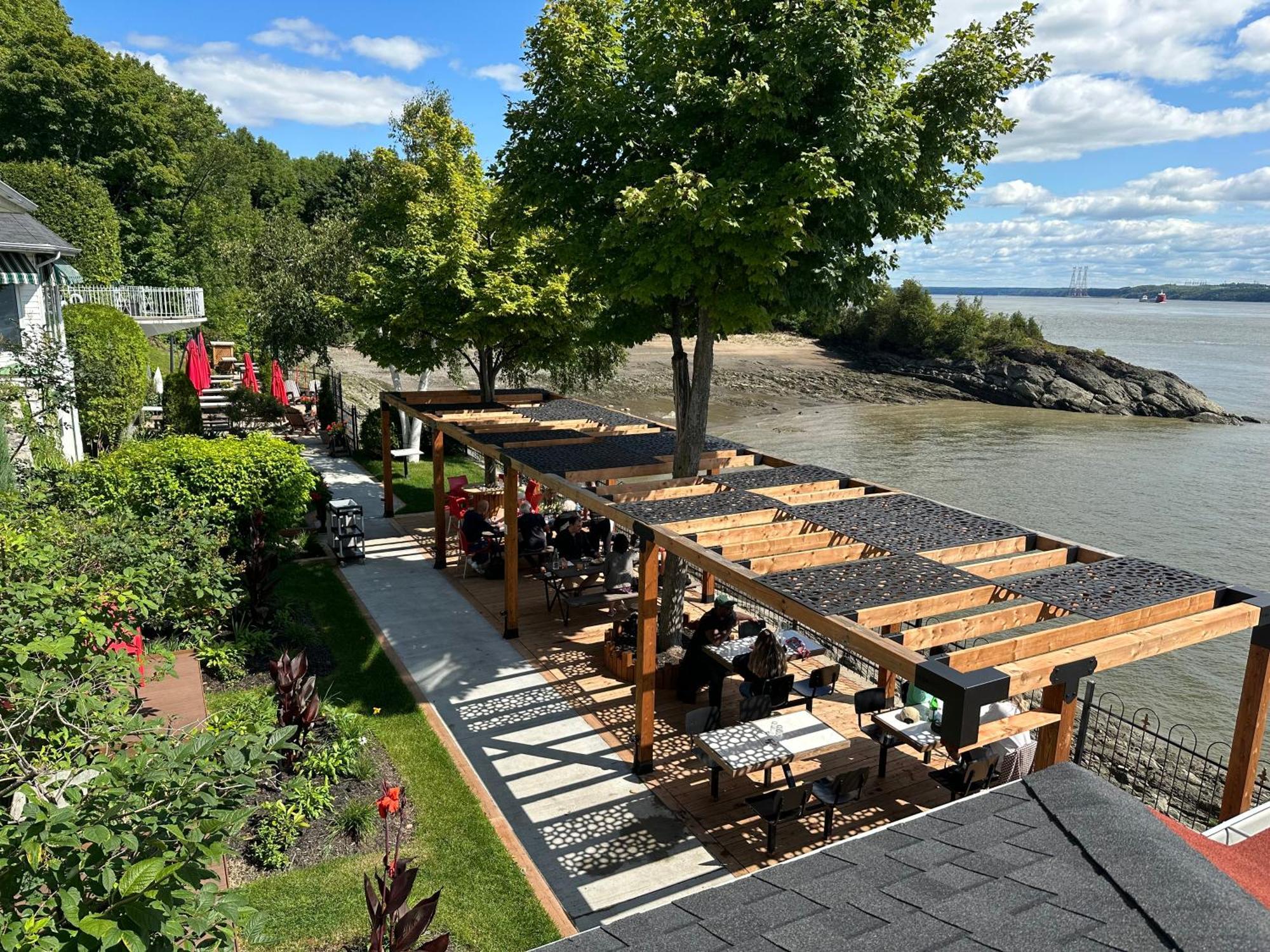 Goeliche Hotel Et Appartement Saint-Laurent-de-l'ile d'Orleans Zewnętrze zdjęcie