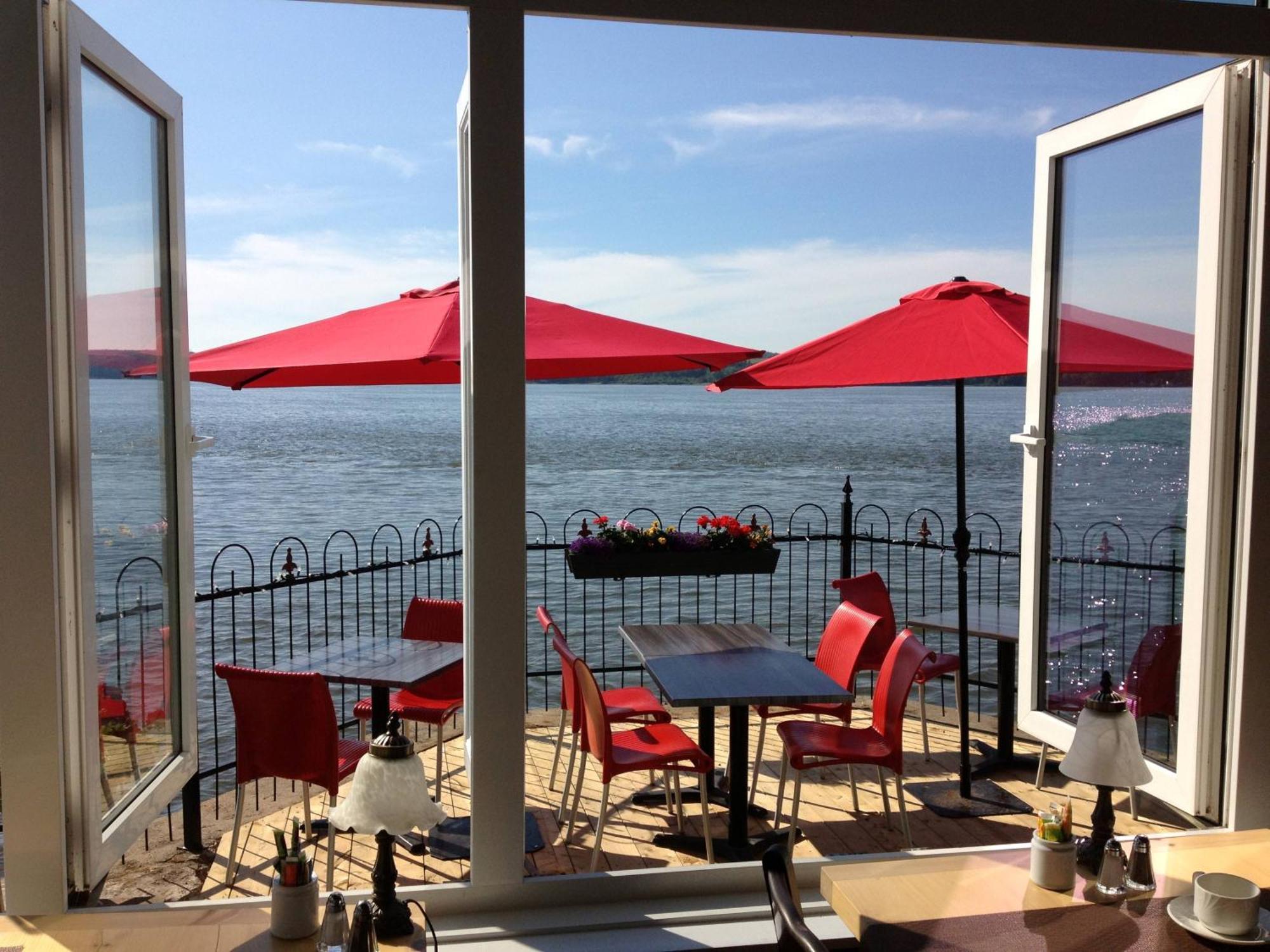 Goeliche Hotel Et Appartement Saint-Laurent-de-l'ile d'Orleans Zewnętrze zdjęcie