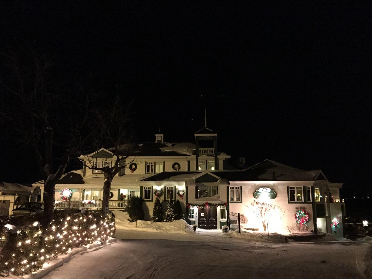 Goeliche Hotel Et Appartement Saint-Laurent-de-l'ile d'Orleans Zewnętrze zdjęcie