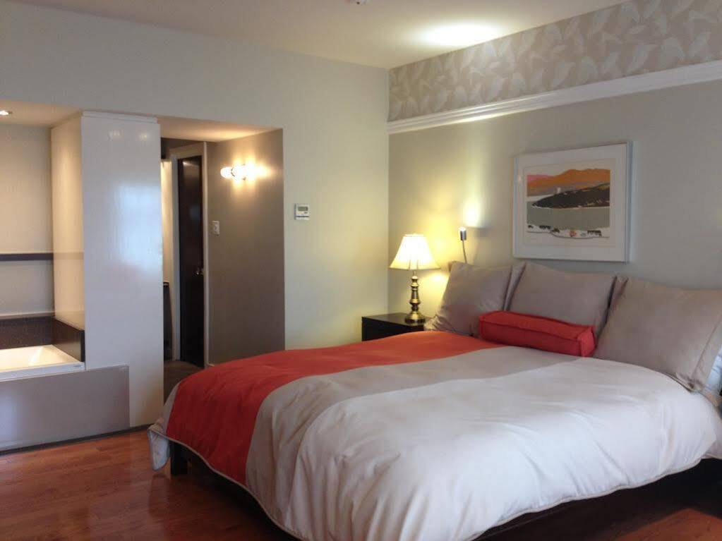 Goeliche Hotel Et Appartement Saint-Laurent-de-l'ile d'Orleans Zewnętrze zdjęcie